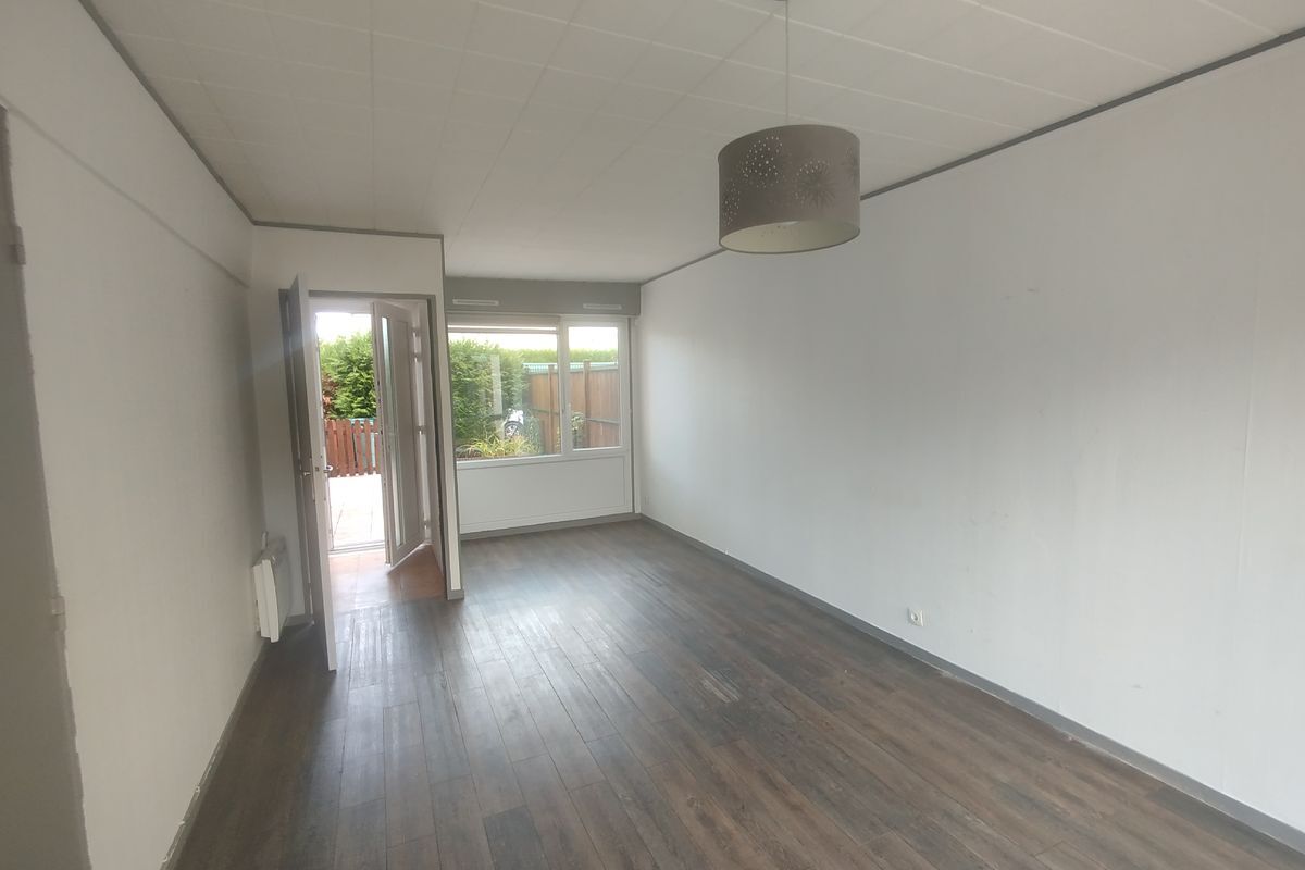 À LA FERTÉ BERNARD : Maison T5 de 88 m² environ