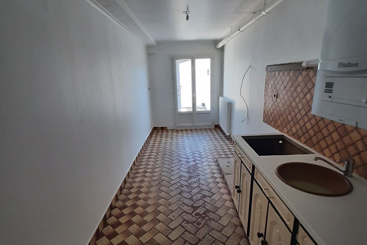 À VENDRE : ALLONNES MAISON T5 DE 92 M²