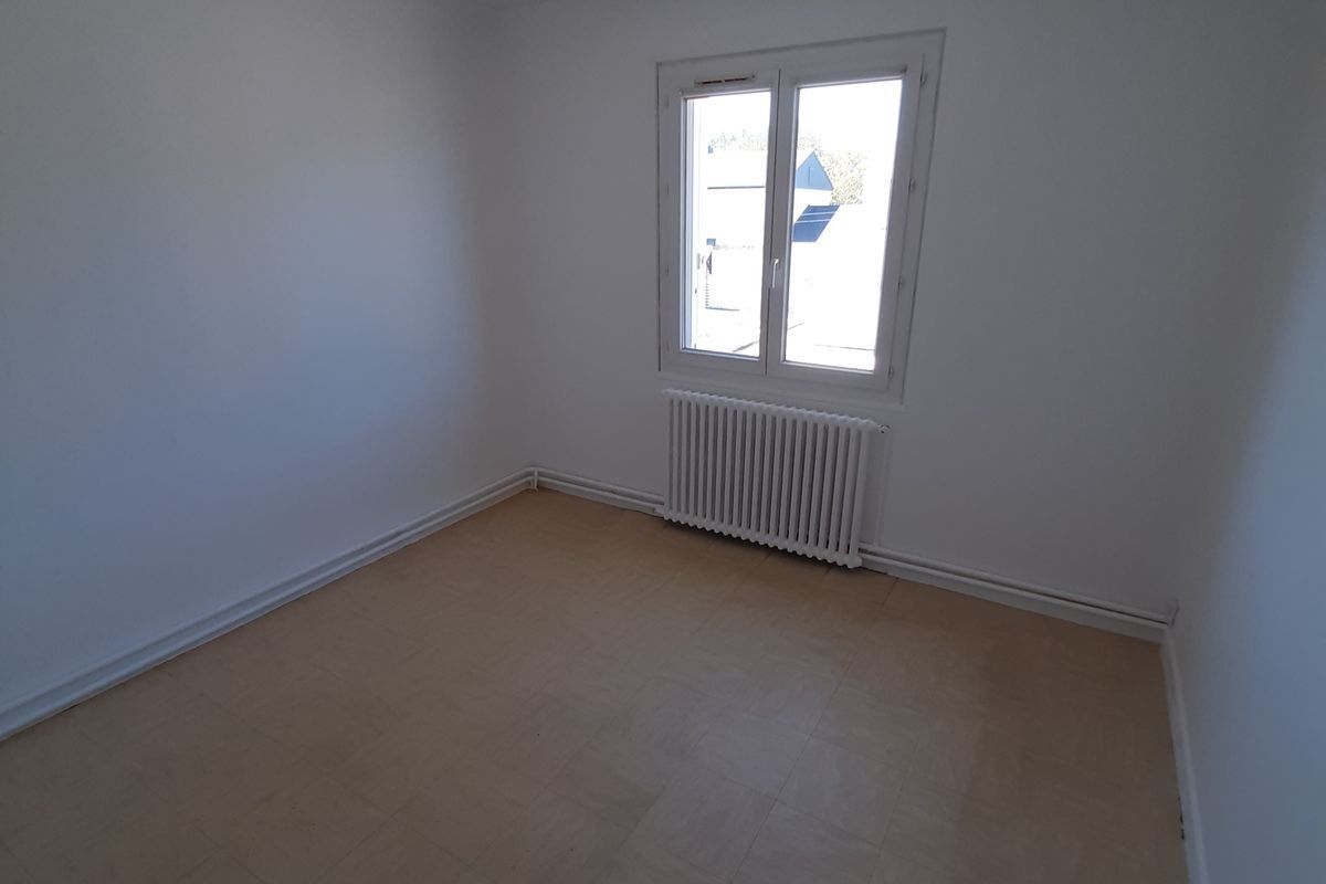 À VENDRE : ALLONNES MAISON T5 DE 92 M²