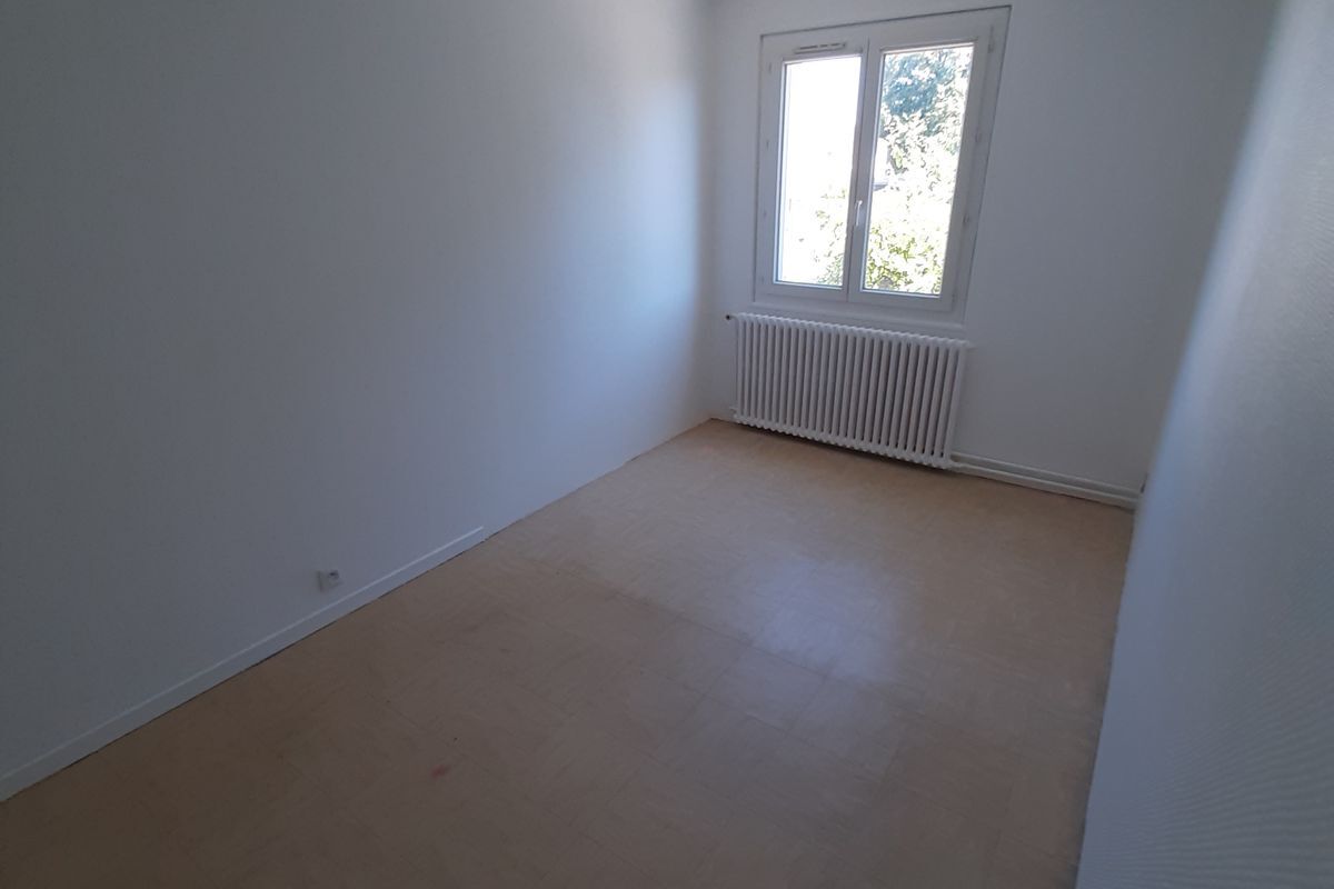 À VENDRE : ALLONNES MAISON T5 DE 92 M²