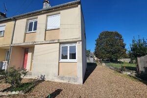 BESSÉ SUR BRAYE : MAISON T5 avec jardin - 82 M2 environ