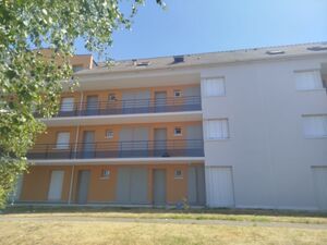 À SABLE SUR SARTHE : APPARTEMENT T3 de 70 m² environ avec un balcon de 7 m²