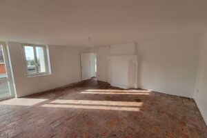 NEUFCHATEL EN SAOSNOIS : MAISON T2 de 58 M2